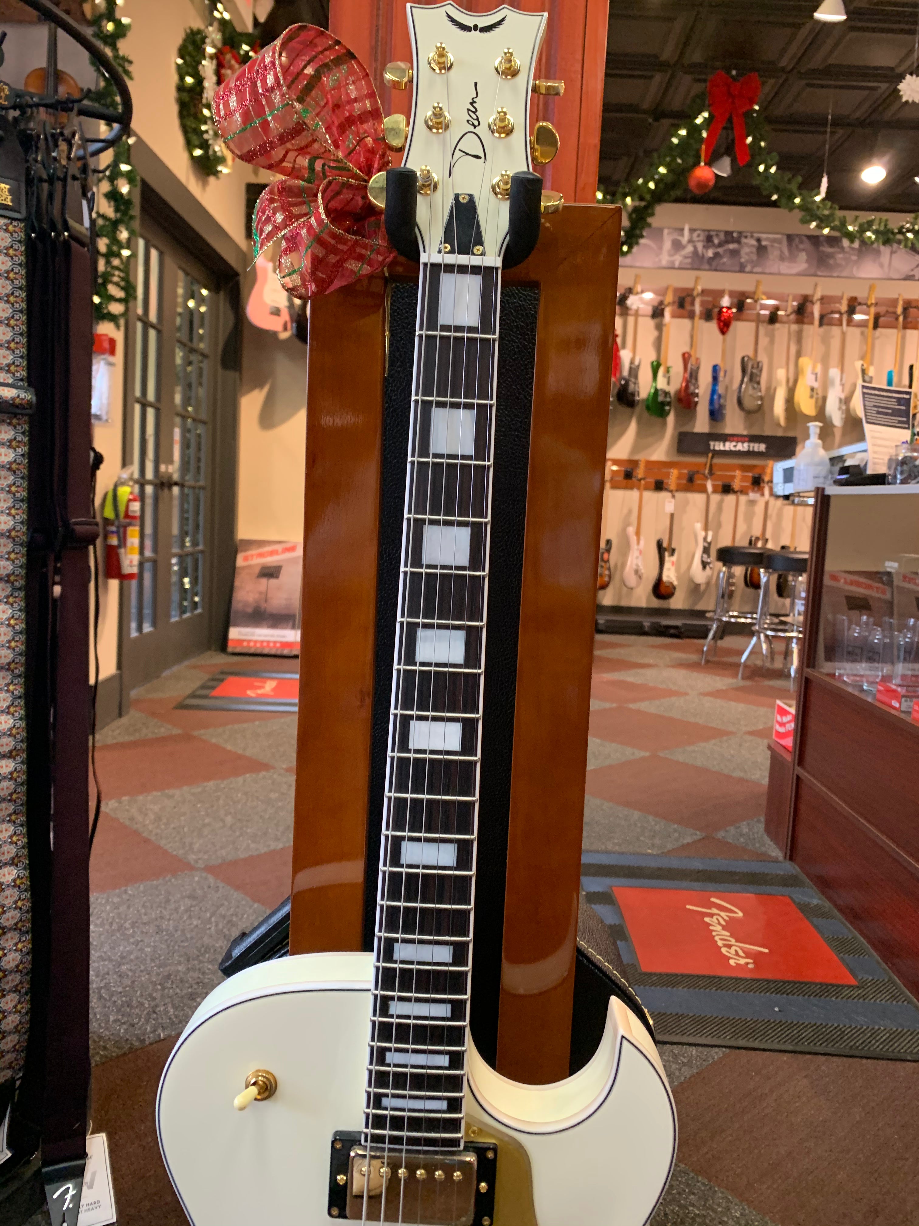 (USED) Dean Colt Hollowbody Piezo Vintage White with Bigsby Mint