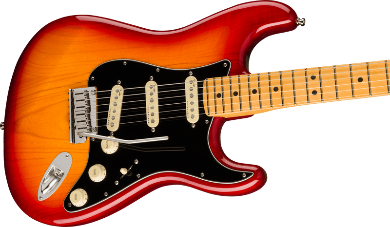 Fender American Ultra Luxe Stratocaster®, Maple Fingerboard, Plasma Red Burst