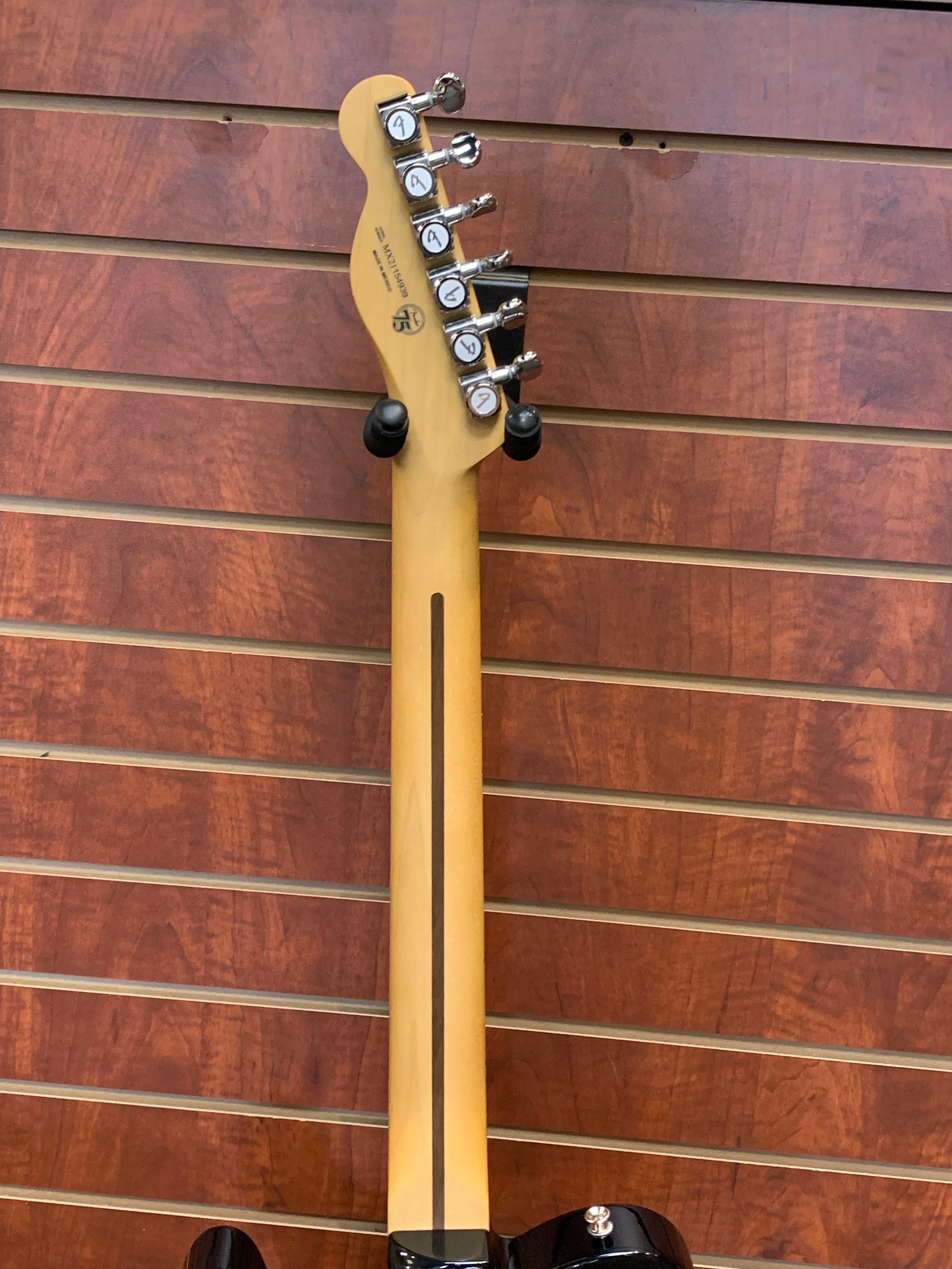 Fender Deluxe Nashville Telecaster with Maple Fretboard 2021 - 2-Color Sunburst