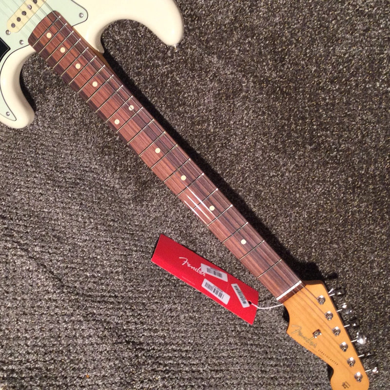 Fender Vintera '60s Stratocaster® Modified Olympic White