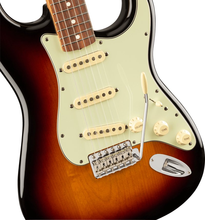 Fender  Vintera® '60s Stratocaster®, Pau Ferro Fingerboard, 3-Color Sunburst