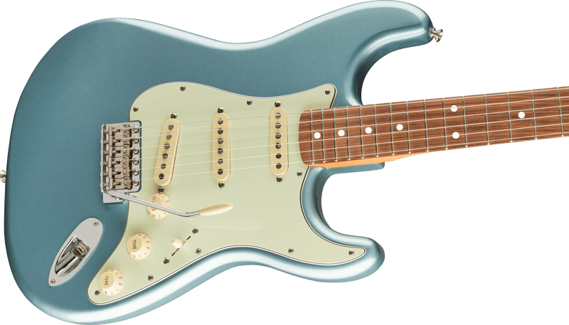 Fender Vintera® '60s Stratocaster®, Pau Ferro Fingerboard, Ice Blue Metallic